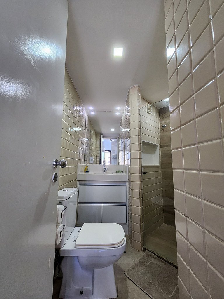 Apartamento vista mar, no bairro do Rio Vermelho.