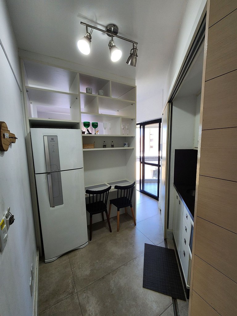 Apartamento vista mar, no bairro do Rio Vermelho.