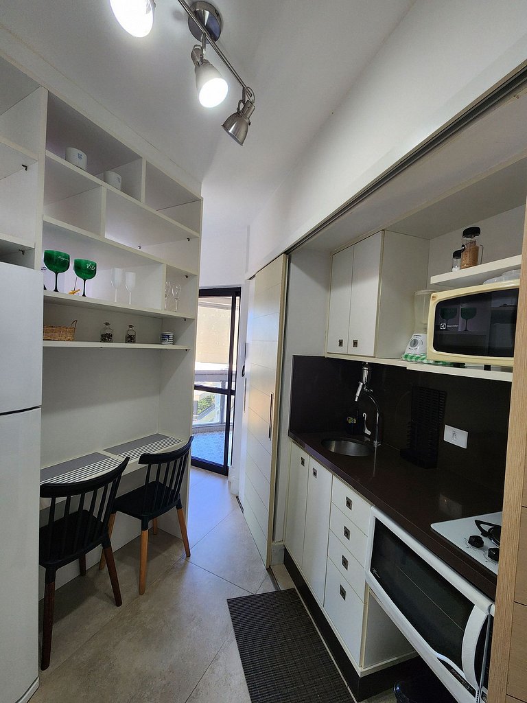 Apartamento vista mar, no bairro do Rio Vermelho.
