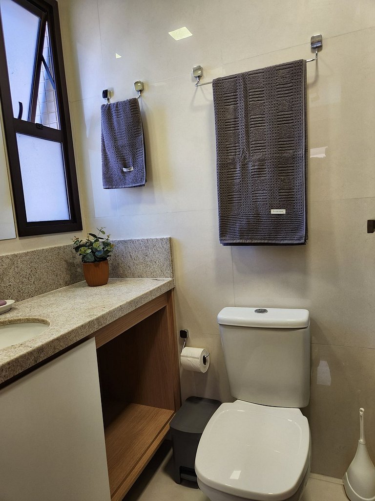 Apartamento novinho, em excelente localização