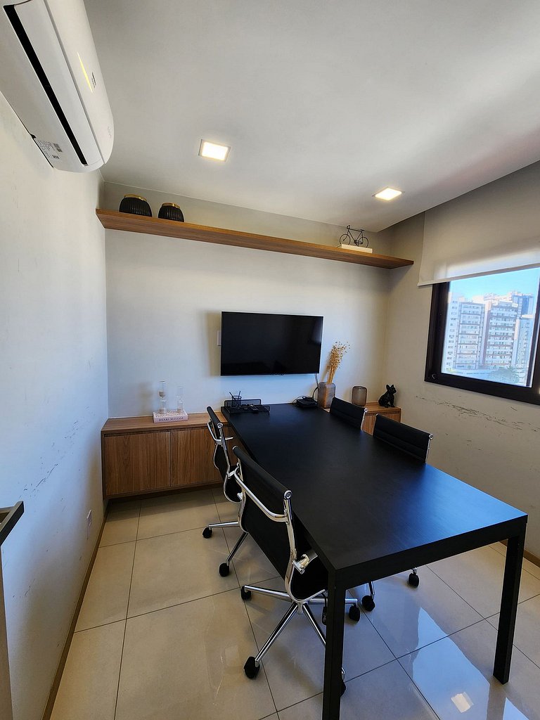 Apartamento novinho, em excelente localização