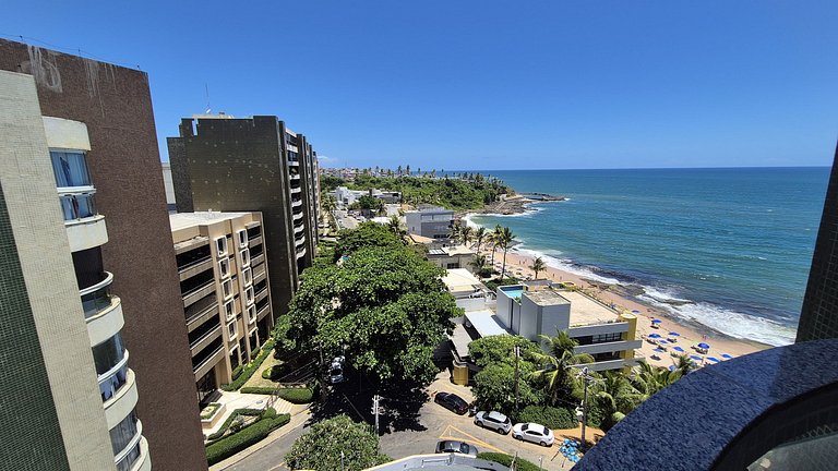 Apartamento vista mar, no bairro do Rio Vermelho.