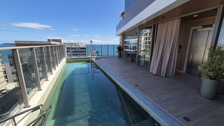 Apartamento novinho na Barra em Salvador.