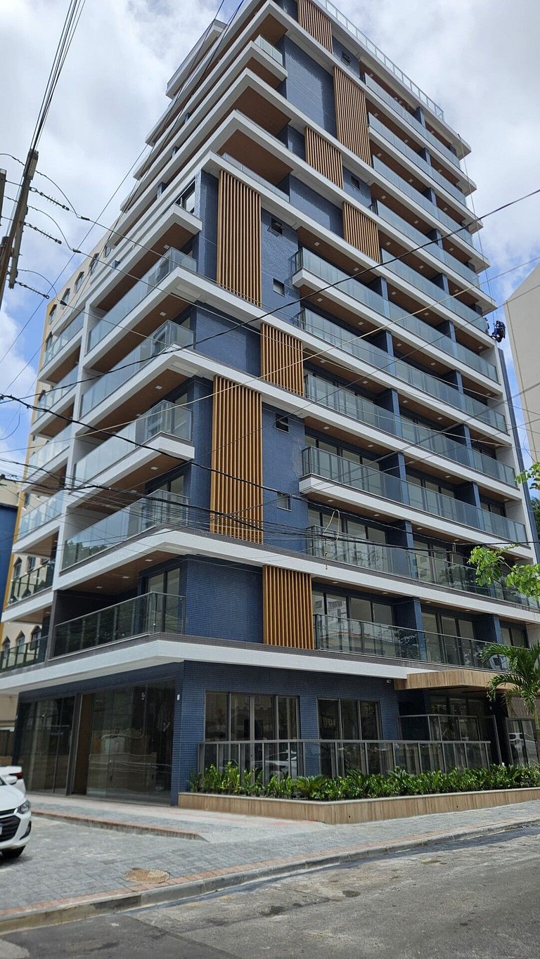 Novo apartamento e em ótima localização na Barra.