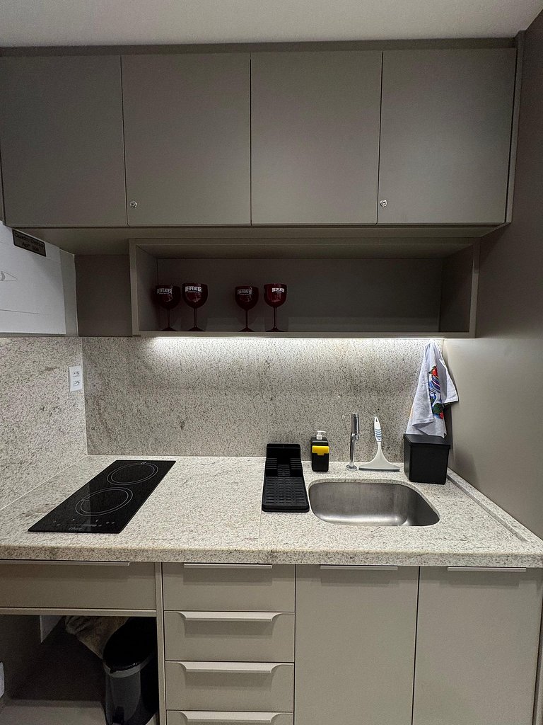 Excelente apartamento bem novinho na Barra