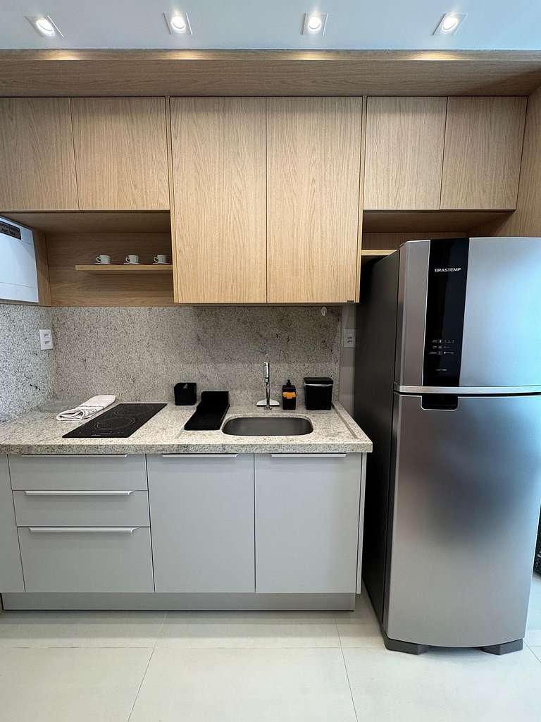 Excelente apartamento bem novinho na Barra