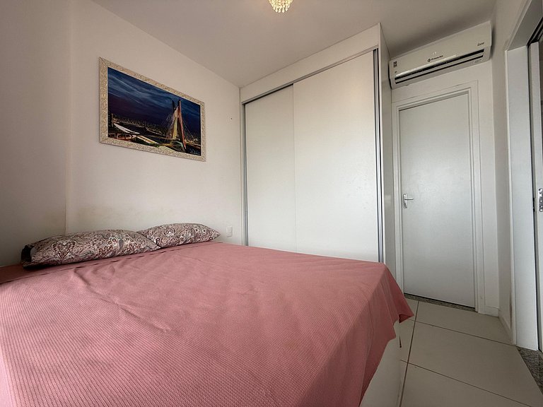 Apartamento em ótima localização na Barra!