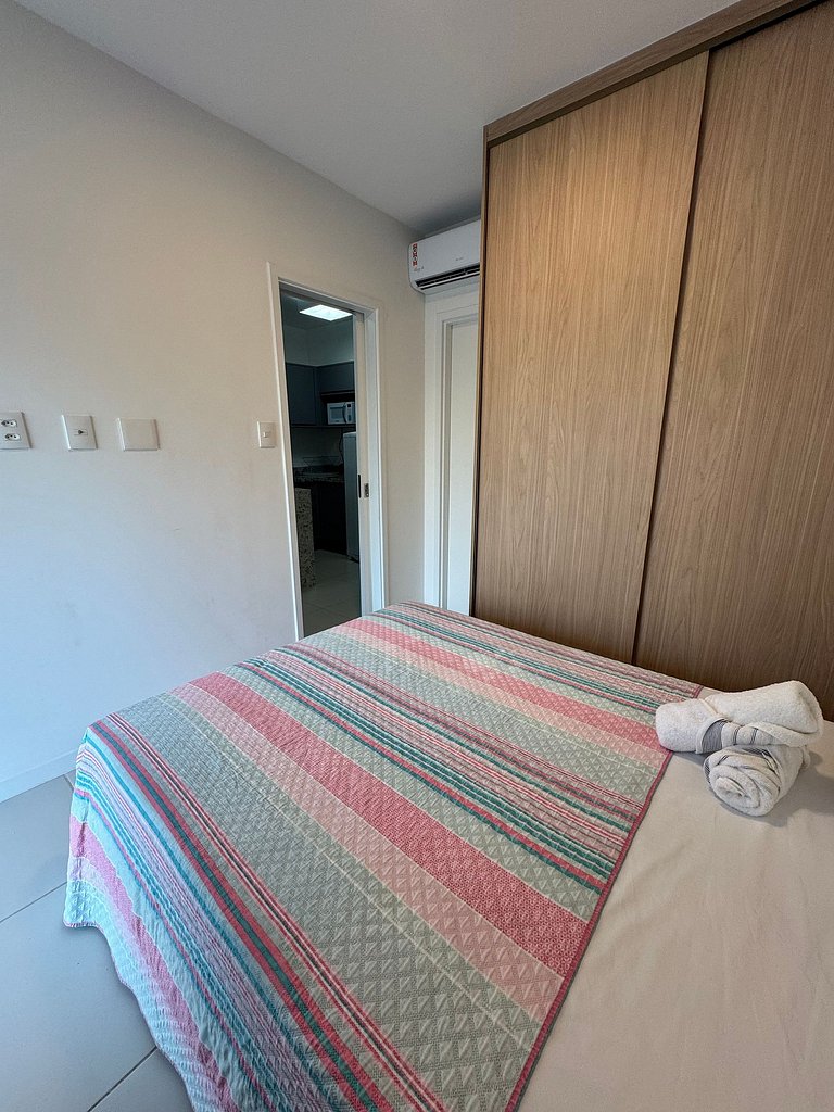 Novo apartamento e em ótima localização na Barra!