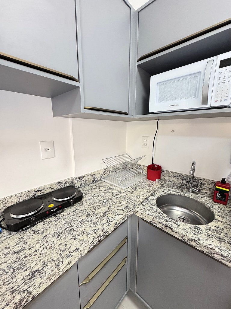 Novo apartamento e em ótima localização na Barra!