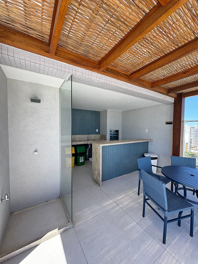 Studio em ótima localização, próximo à praia.