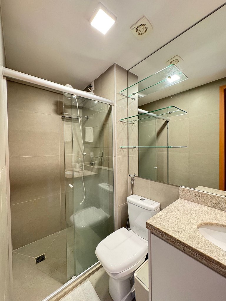 Apartamento em ótima localização na Barra!