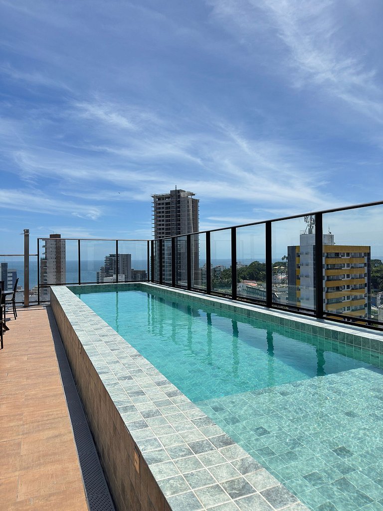 Apartamento em ótima localização na Barra!