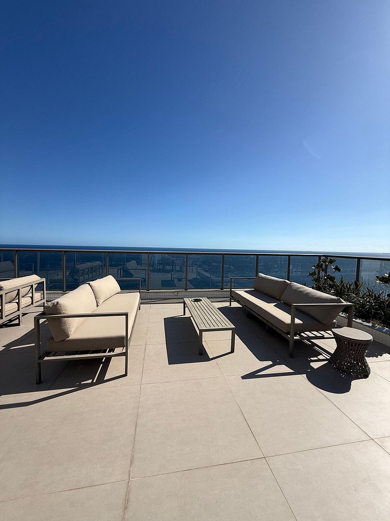 Beach Class Com Varanda e Vista Mar