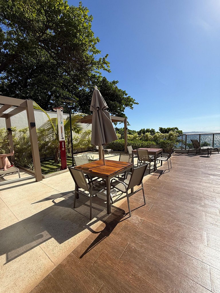 Beach Class Com Varanda e Vista Mar