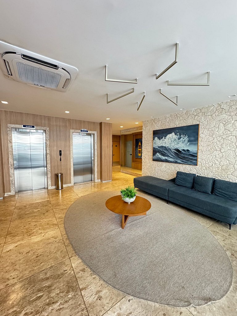 Excelente apartamento bem novinho na Barra