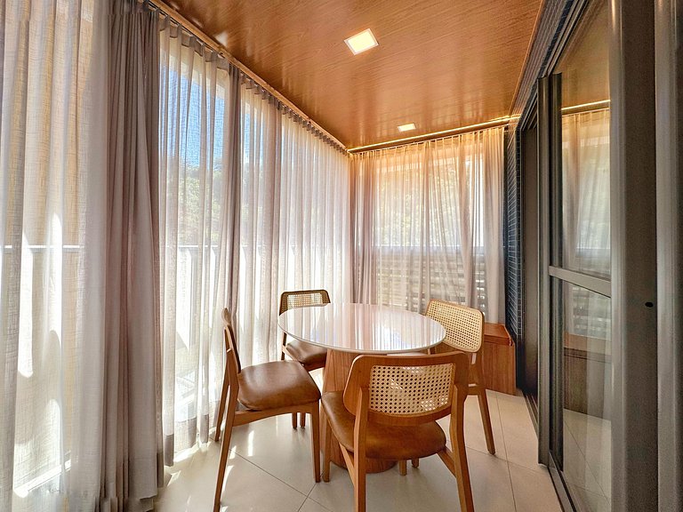 Excelente apartamento bem novinho na Barra