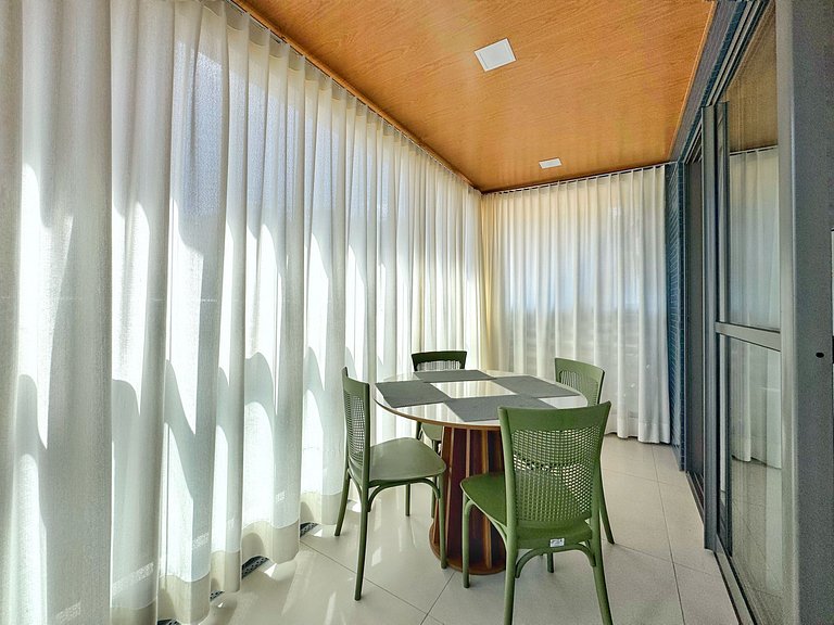 Excelente apartamento bem novinho na Barra